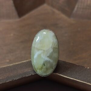 Elegant Green Stone Ring
